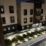 So Sweet Stay -Altawun 3Br Apartment - With Balcony Garden View - الاقامة الجميلة - شقة فندقية فاخرة - بلكونه مطله ع الحديقه