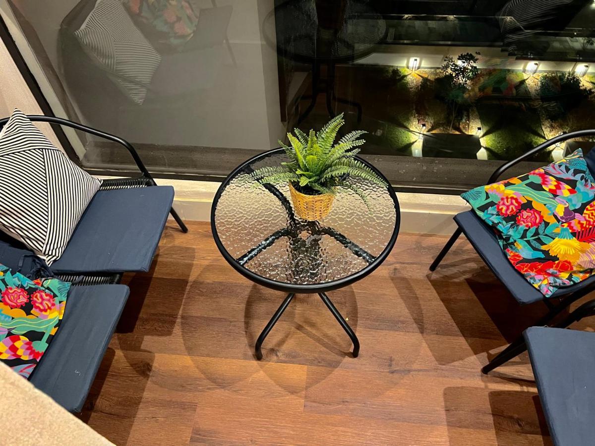 So Sweet -altawun 3br - With Balcony Garden View - الاقامة الجميلة - شقة فندقية فاخرة - بلكونه مطله ع الحديقه *